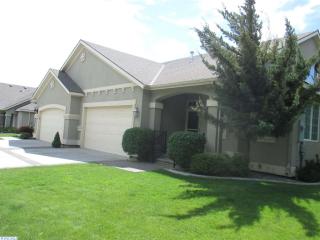 2004 Greenbrook Blvd, Richland WA  99352-9621 exterior