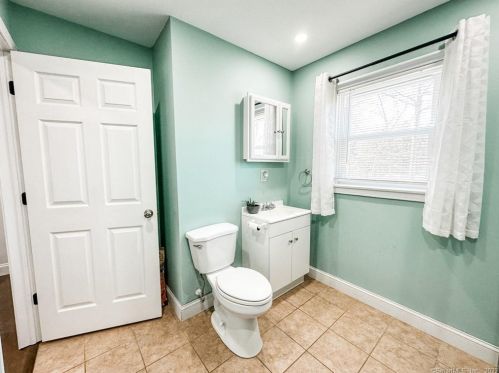 49 Bunny Rd, Norwich CT  06365-8705 exterior