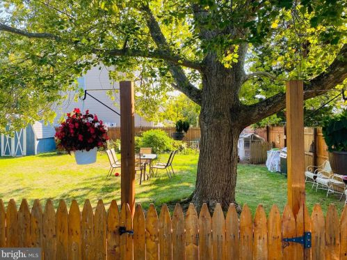 1001 Beach Blvd, Lacey NJ  08731-4726 exterior