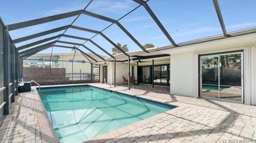 2407 Peninsula Dr, Daytona Beach FL  32118-5412 exterior