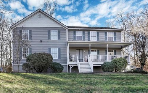 55 Brewer Rd, Newburgh, NY 12550-1214