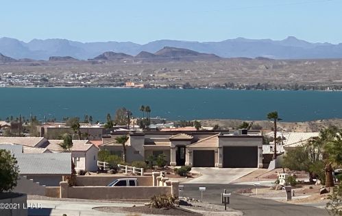1420 Park Terrace Ave, Lake Havasu City, AZ 86404-1882