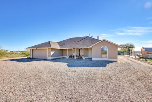 37011 Indian School Rd, Tonopah, AZ 85354-7444