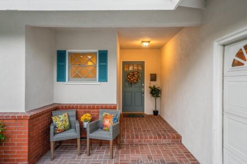 2105 Velez Dr, Rancho Palos Verdes CA  90275-1427 exterior