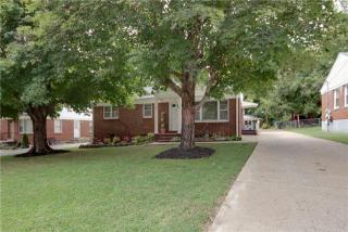 1822 Sunset Ave, Columbia, TN 38401-3955
