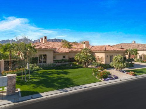 55575 Royal St George, La Quinta CA  92253-8733 exterior