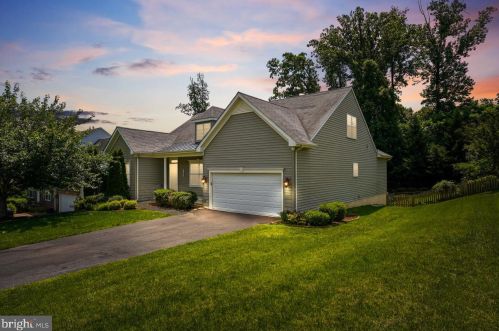 1305 Preserve Ln, Fredericksburg VA  22401-8417 exterior