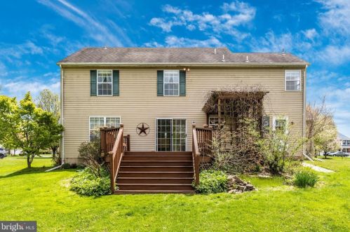 309 Williams Cir, Collegeville PA  19473-2344 exterior