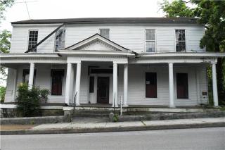 307 9th St, Columbia, TN 38401-3102