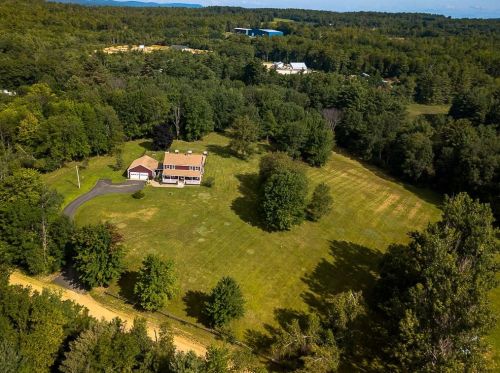 56 Bryant Rd, Belmont NH  03220-3626 exterior