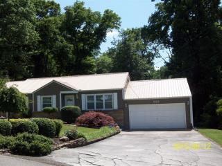 233 Stratford Rd, Knoxville, TN 37920-6423