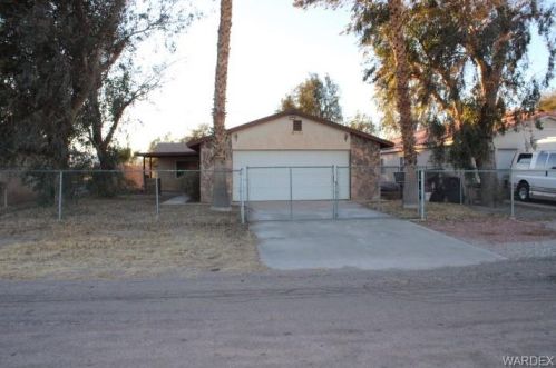 9783 Prescott Dr, Mohave Valley, AZ 86440-9526