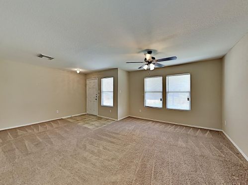 314 Falling Pine Dr, Conroe, TX 77304-5027