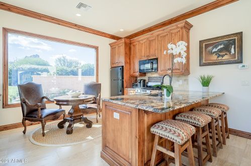 5909 Solcito Ln, Scottsdale AZ 85250-5514 exterior