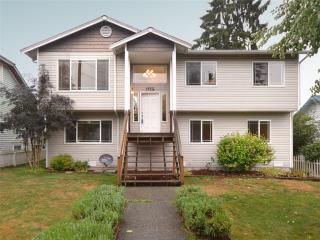 1925 Monroe Ave, Everett WA  98203-5326 exterior