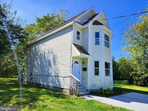 525 Center St, Laurel DE  19956-1331 exterior