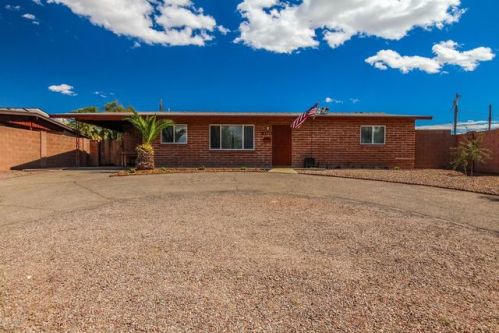 2708 Euclid Ave, Tucson, AZ 85713-4926