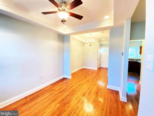 744 Columbia Rd, Washington, DC 20001-3802