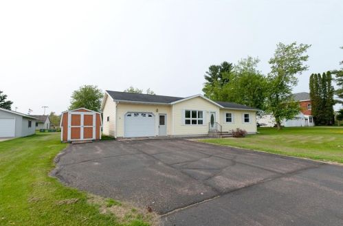 14 Golfview Ave, Poskin, WI 54812-8772