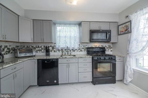 1684 Rockcress Dr, Jamison PA  18929-1645 exterior