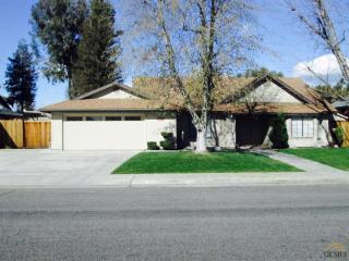 11312 Jenlee Ave, Bakersfield, CA 93312-3019
