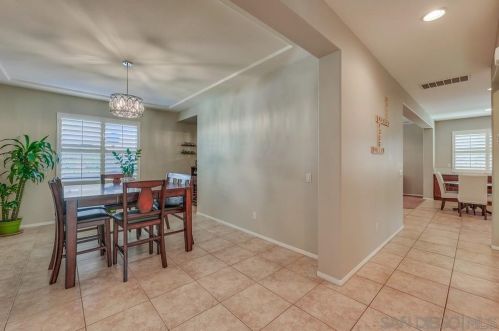 32758 Stonefield Ln, Temecula CA  92592-7207 exterior