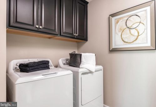 33 Winifred Dr, Hanover PA  exterior