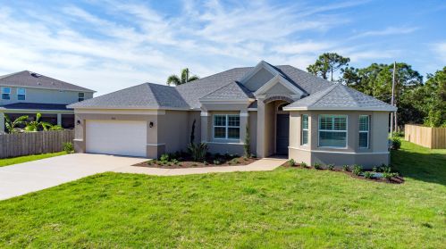 356 Lama Ave, Fort Pierce, FL 34953-3182