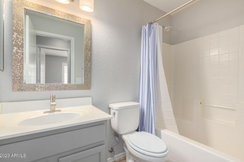 15441 Hearn Rd, Sun City AZ  85379-7070 exterior