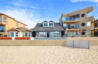 16 The Strand, Hermosa Beach CA  90254-5042 exterior
