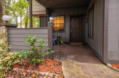 3656 Jackson St, Daytona Beach, FL 32129-7629