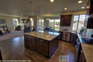 60846 Garrison Dr, Bend OR  97702-9766 exterior