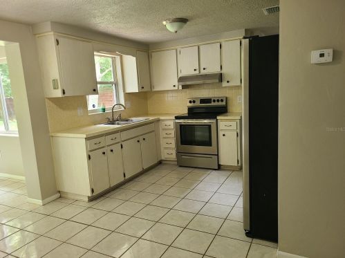 11047 Carol Dr, Brooksville, FL 34601-1414