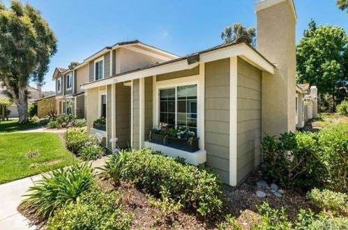 3701 Caminito Carmel Lndg, San Diego, CA 92130-2514