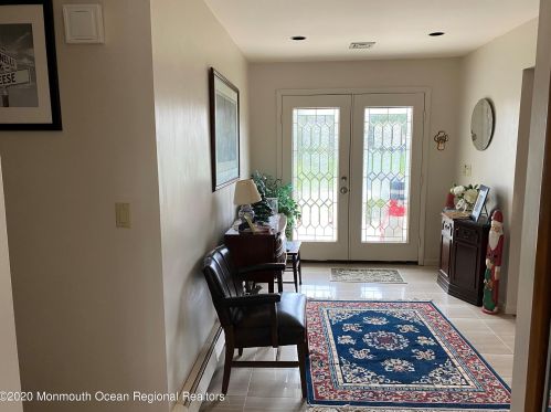 2811 Williamsburg Dr, Belmar, NJ 07719-9516