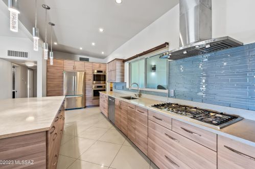 5125 Burns St, Tucson AZ  85711-3123 exterior