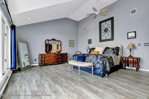 98 Jib Ln, Bricktown NJ  08723-6747 exterior