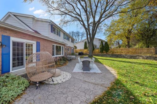 1110 Downing Dr, Waukesha WI  53186-6735 exterior