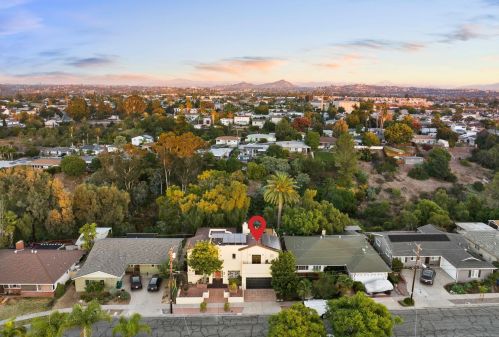4811 59th St, San Diego, CA 92115-3715