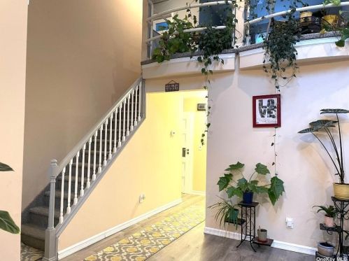 94 Joan Ave, South Setauket NY  11720-4415 exterior