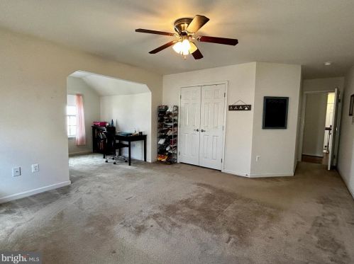 148 Killian Ln, Charles Town WV  25414-4939 exterior