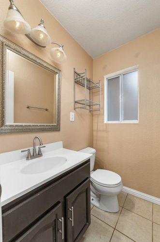 6961 Calvin Dr, Citrus Heights CA  95621-2858 exterior