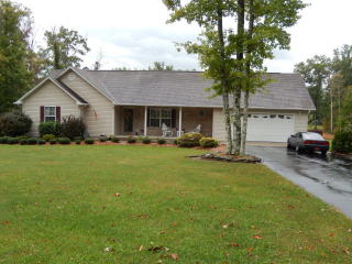 589 Robs Rd, Grimsley, TN 38565-5201