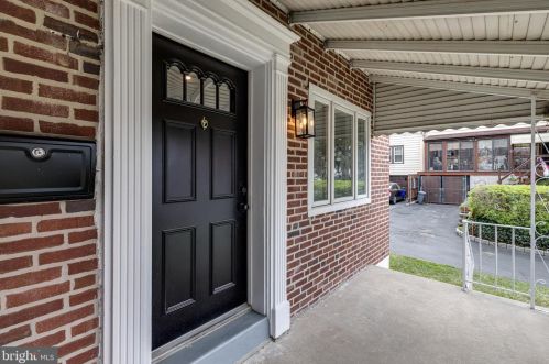 1611 Yagle Ave, Prospect Park, PA 19076-1036