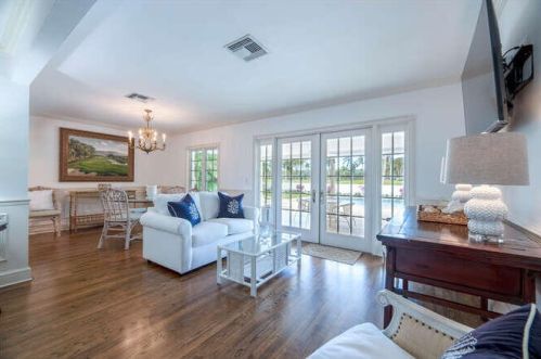 201 Pendleton Ave, Palm Beach, FL 33480-6118