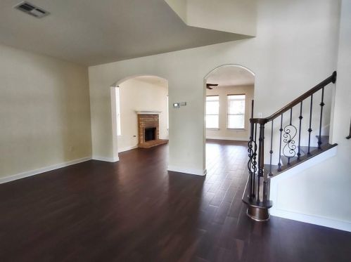702 Delmar Dr, Georgetown TX  78626-6335 exterior