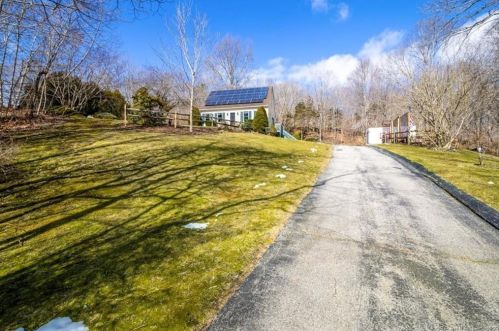21 Old Norwich Rd, Norwich, CT 06351-9124