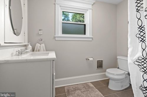 419 Park Ave, Camden NJ  08108-3048 exterior