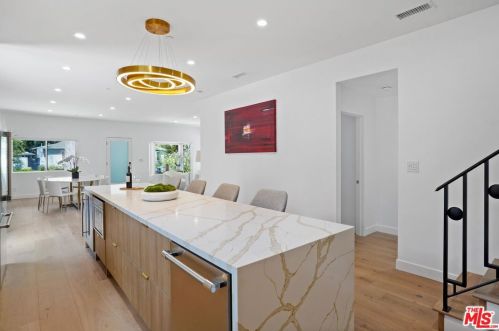 4552 Ethel Ave, North Hollywood CA  91605-4703 exterior