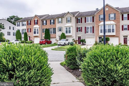 37 Colts Neck Dr, Erial, NJ 08081-5643